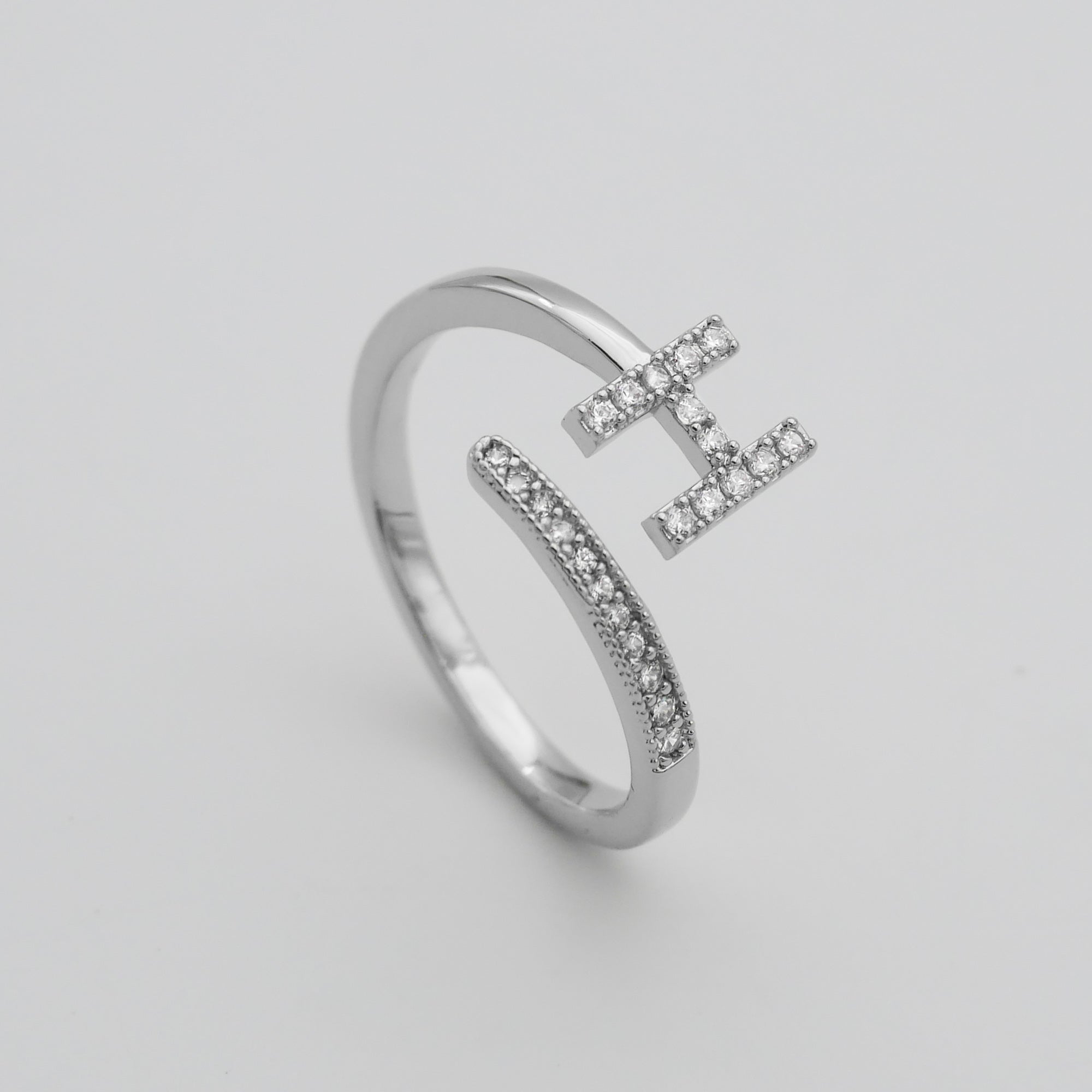 Ellington - Pave Initial Ring