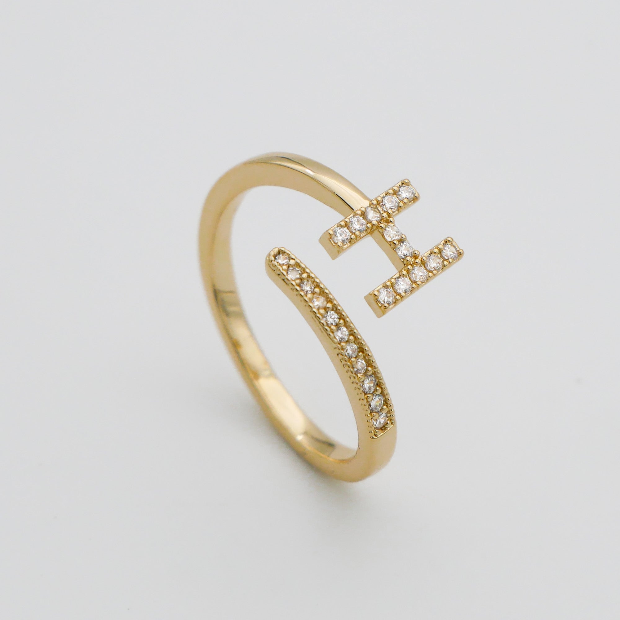 Ellington - Pave Initial Ring