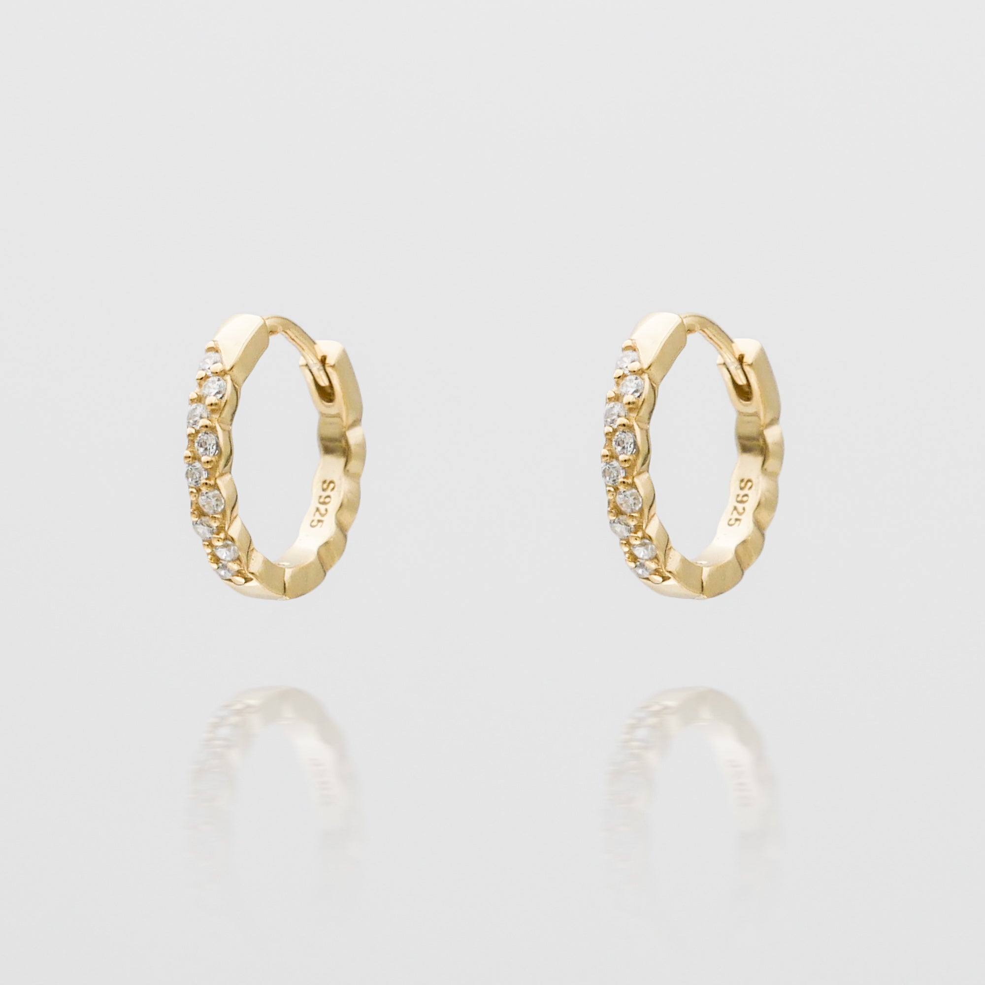Ellington - Kasia Huggie Earrings